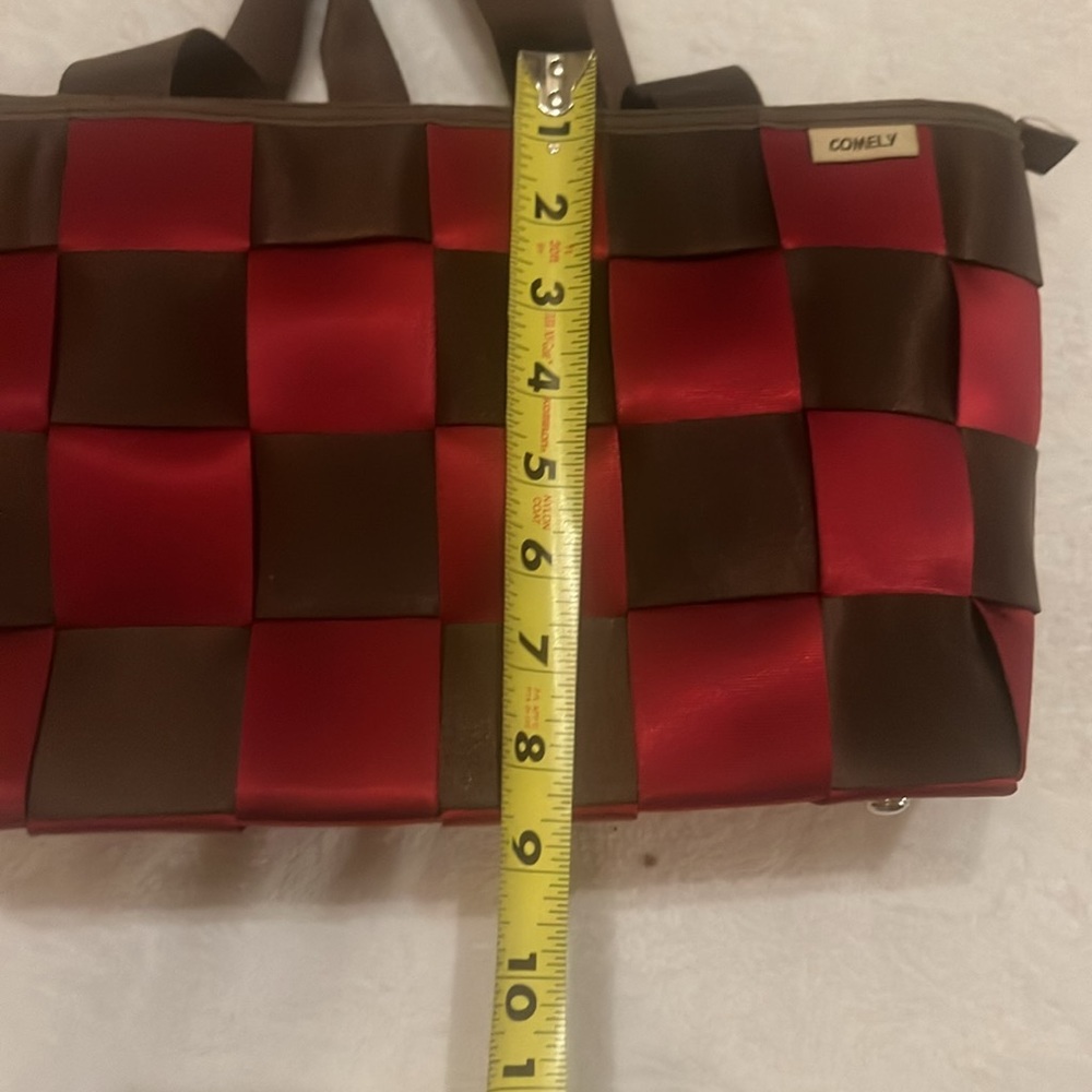 Comely, Seatbelt Purse Cabernet maroon and brown seatbelt straps woven - Picture 3 of 10